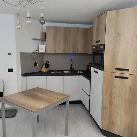 Tana Della Marmotta - Renovated, In Out, Turkish Bath, Garage, Storage * Брей-Червінія